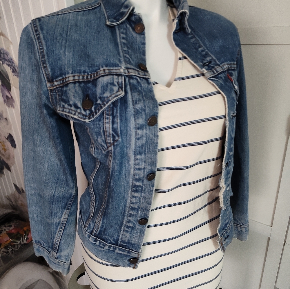 Levi's Jacket Pre-loved Well Worn Condition Med 7-10 No Size Tag *Read & Photos